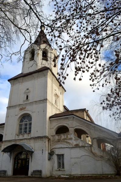 Колокольня храма Святой Варвары