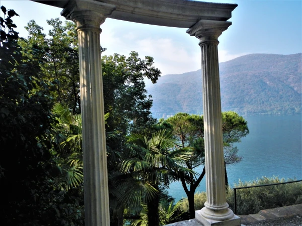 В  Parco Scherrer