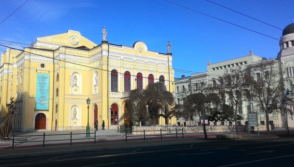 Дебрецен,театр