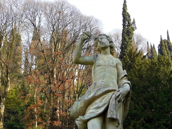 В саду Giardino Guisti