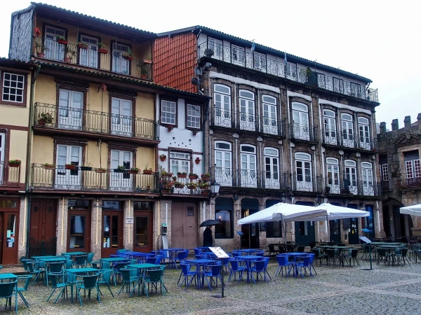 Дома на Largo da Oliveira