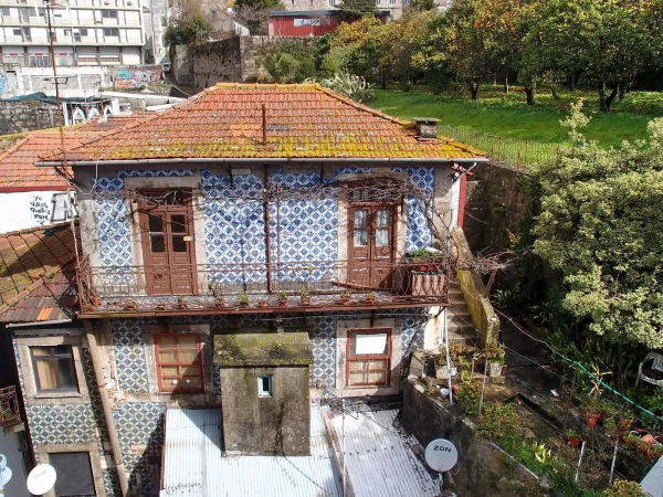 Такой вот совсем крошка, но тоже в азулежу