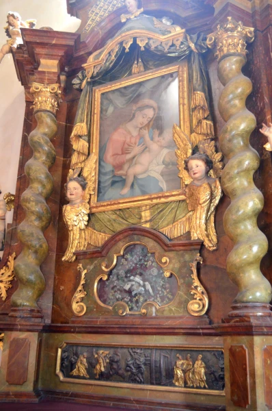 В базилике Святого Георгия