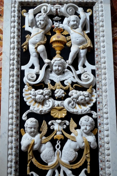 В церкви Дель Джезу (Chiesa del Gesy)