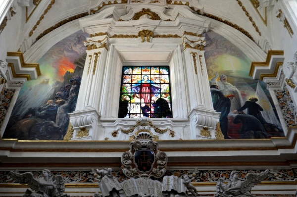 В церкви Дель Джезу (Chiesa del Gesy)