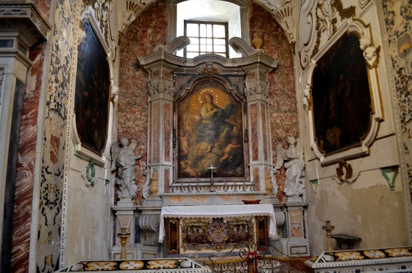 В церкви Святой Катерины (Chiesa di Santa Caterina)