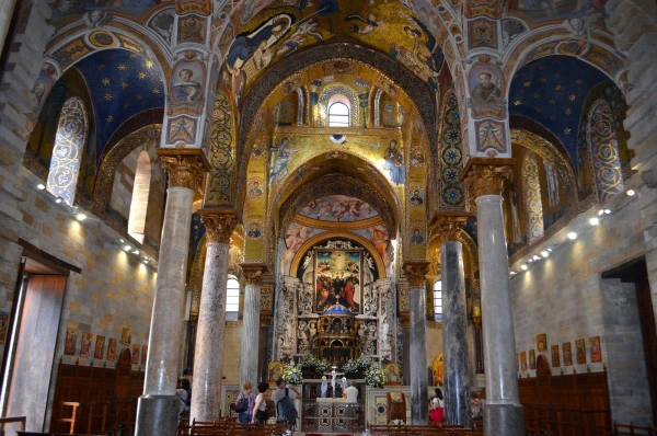 Сhiesa Santa Maria dell’Ammiraglio, известная в народе как La Martorana