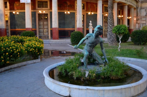 На площади Руджеро Сеттимо (Piazza Ruggero Settimo)