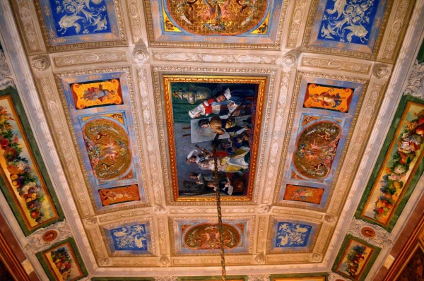 В палаццо Мирто (Museo Palazzo Mirto)