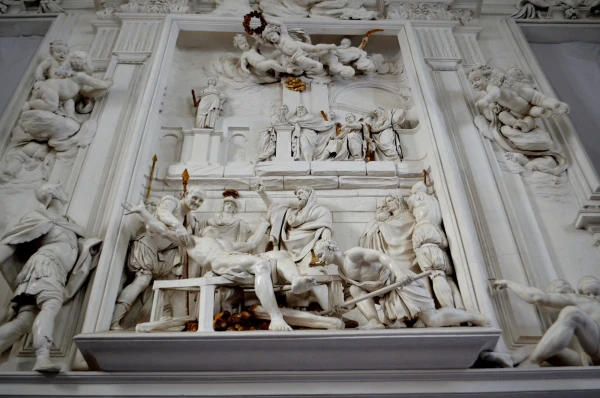 В оратории Сан Лоренцо (Oratorio di San Lorenzo) 