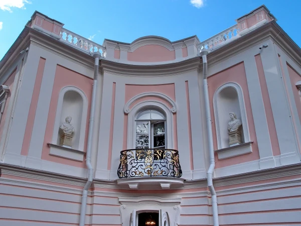 Дворец Петра III