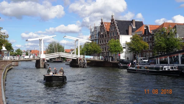 Набережная Spaarne
