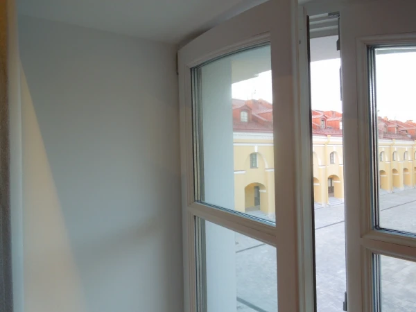 Вот такие стены в номере отеля MEININGER Hotel Saint Petersburg Nikolsky 