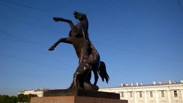 Аничков мост