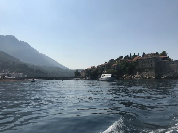 Свети Стефан