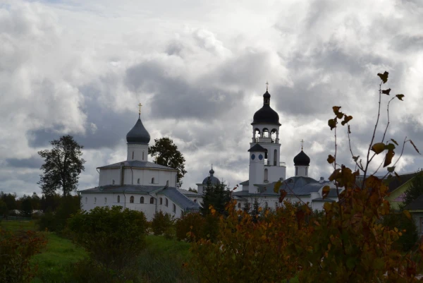 Крыпецкий Иоанно-Богословский мужской монастырь