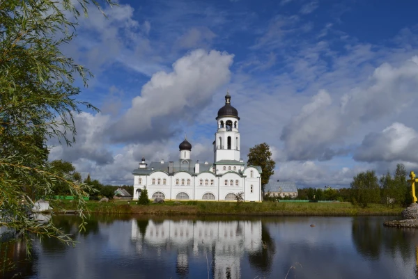 Крыпецкий Иоанно-Богословский мужской монастырь