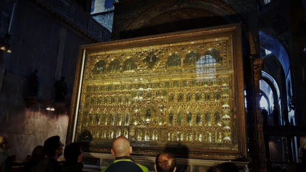 золотой алтарь Pala d'Oro