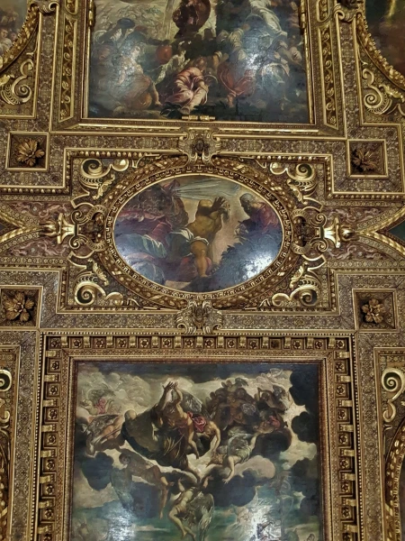 Scuola Grande di San Rocco. Потолки!!!
