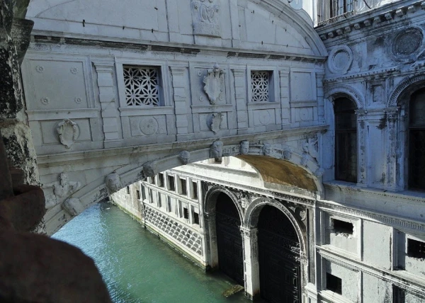 Мост Вздохов (Ponte dei Sospiri)
