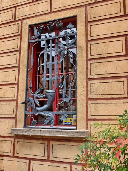 Casa Illica. Окно