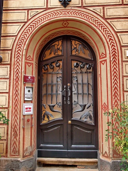 Casa Illica. Оформление двери