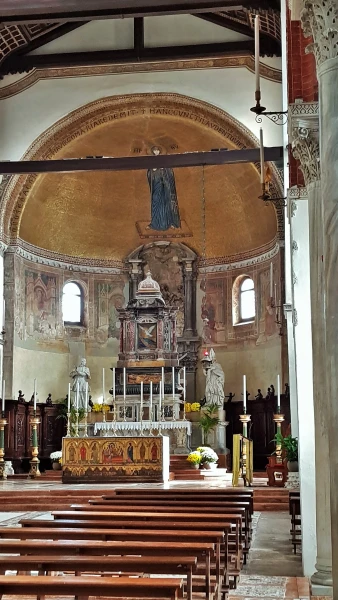 Basilica di Santa Maria e Donato