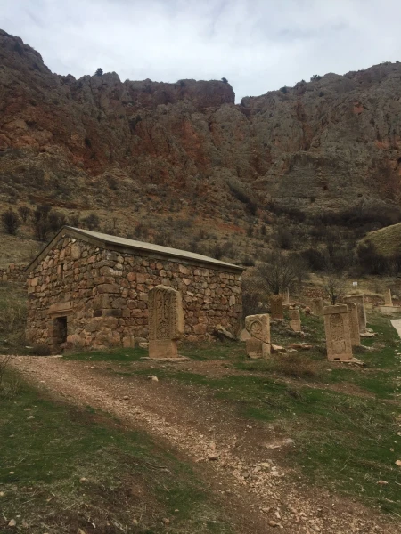 скалы Норованк