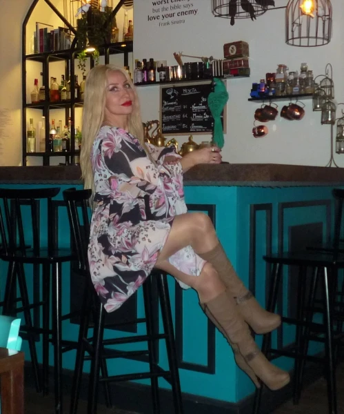 В ресторане