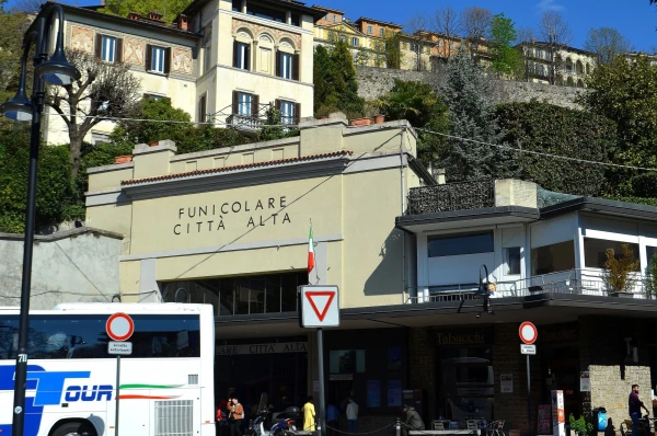 Фуникулер Funicolare Citta' Alta