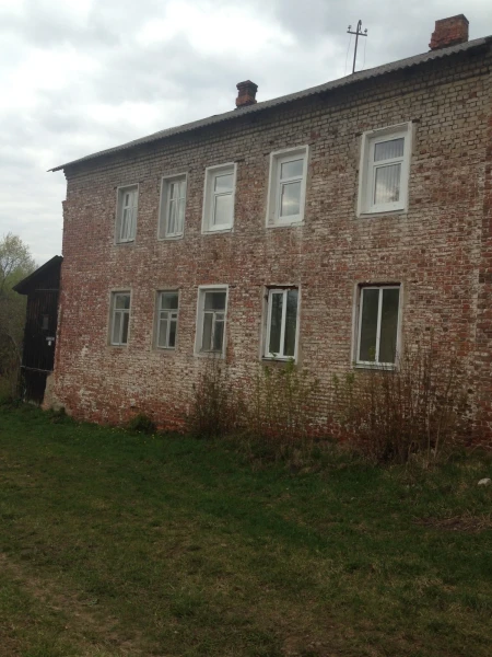 Дом на косогоре