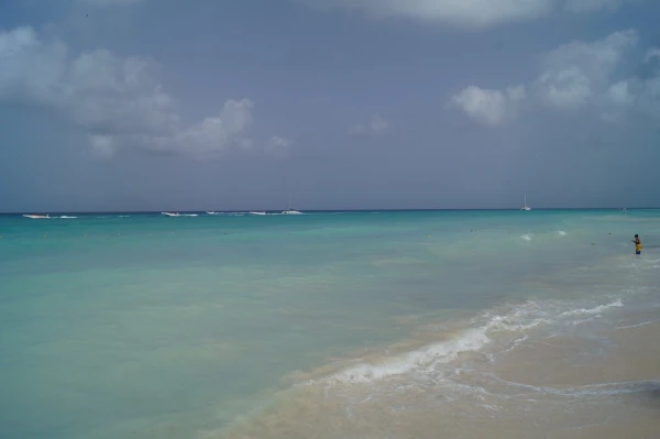 Море