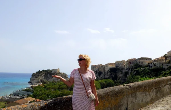 Фамильярничаю с Santa Maria dell' Isola :)