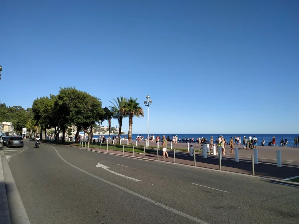 Ницца.  Английская набережная (Promenade des Anglais)