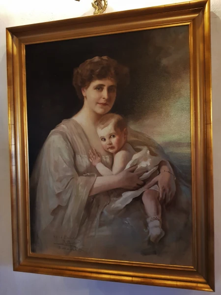 Галерея портретов. Королева Мария