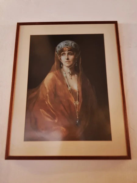 Галерея портретов. Королева Мария