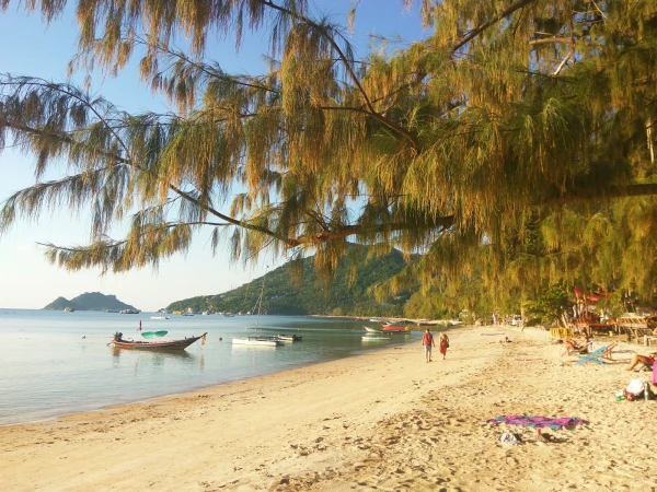 Пляж Сайри Бич (Sairee Beach)
