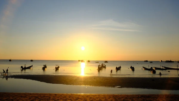 Пляж Сайри Бич (Sairee Beach)