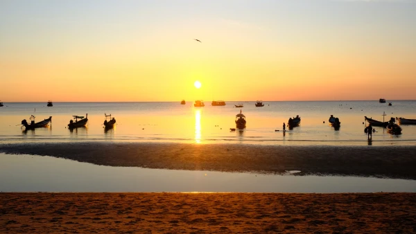 Пляж Сайри Бич (Sairee Beach)