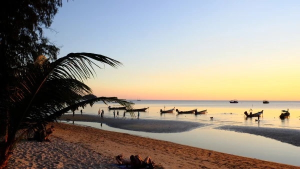 Пляж Сайри Бич (Sairee Beach)