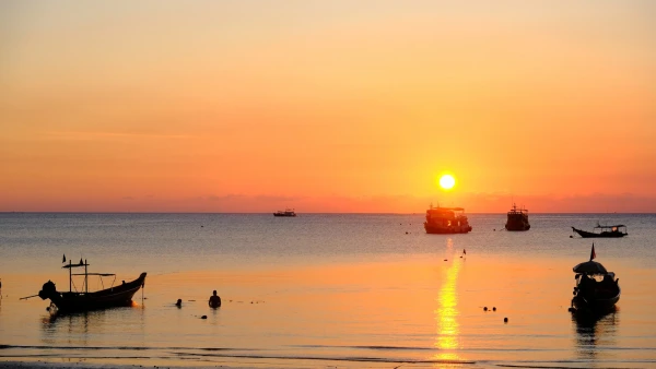 Пляж Сайри Бич (Sairee Beach)