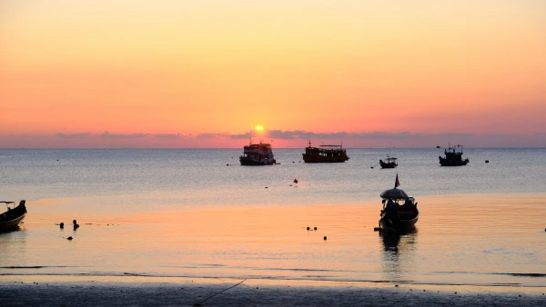 Пляж Сайри Бич (Sairee Beach)