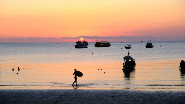Пляж Сайри Бич (Sairee Beach)