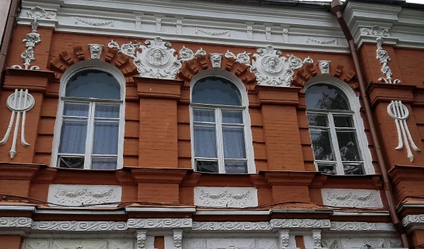 На ул. Ленинская