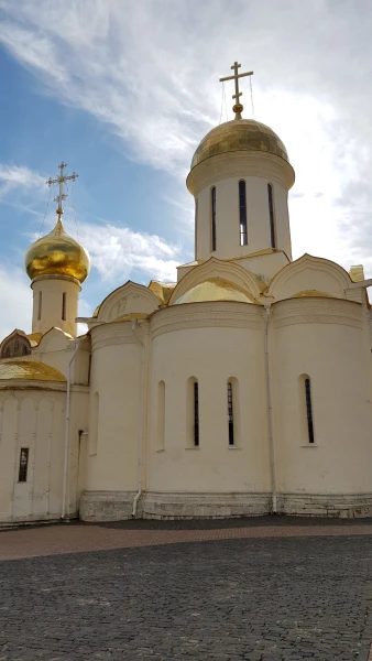 Троицкий собор. Вид с восточной стороны