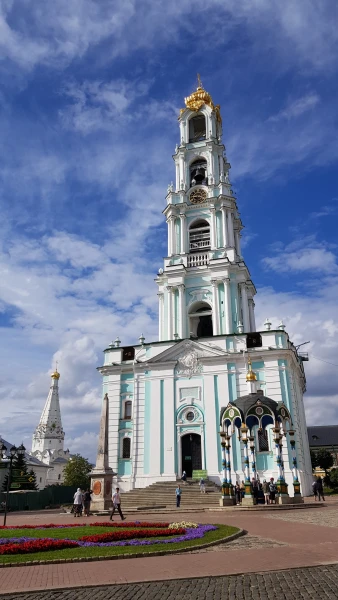 Колокольня Троице-Сергиевой Лавры   (1741-1770 гг.)