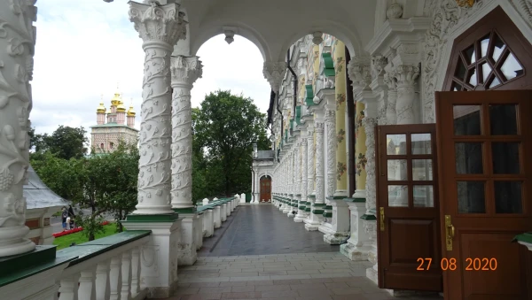 Трапезная церковь