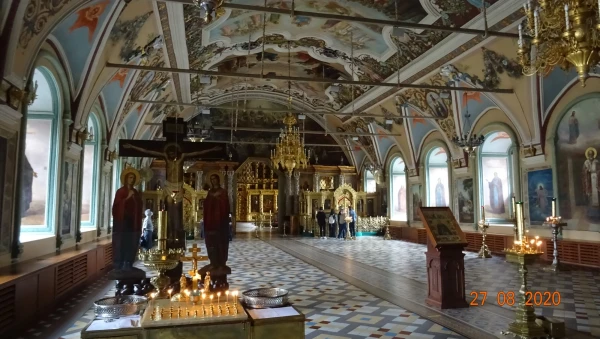 Трапезная церковь