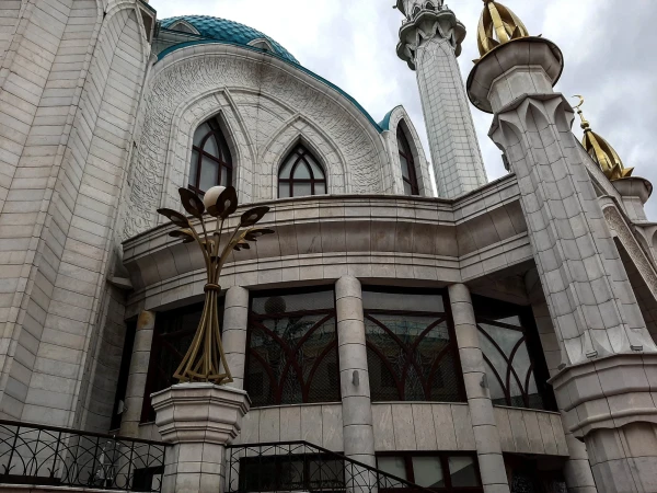 На территории Кремля. Мечеть Кул Шариф
