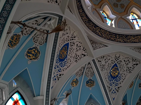 В мечети Кул Шариф